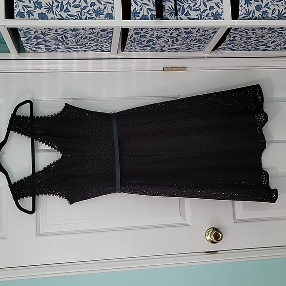 Black Lace Dress size 6 - Picture 2 of 12